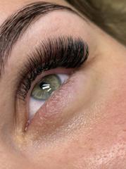 SOM LASH & BEAUTY — fotografie din portofoliu 4