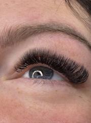 Mailat Evelin-Lash Stylist — munkafotó 3