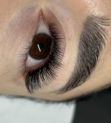 Anca Lashes Studio — fotografie din portofoliu 7