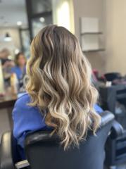 VV Hairstudio — munkafotó 24
