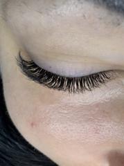 Adrienn Rebek- Lash Stylist — munkafotó 3