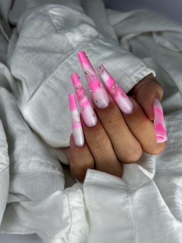 Nails By Barbu Antonia — fotografie din portofoliu 1