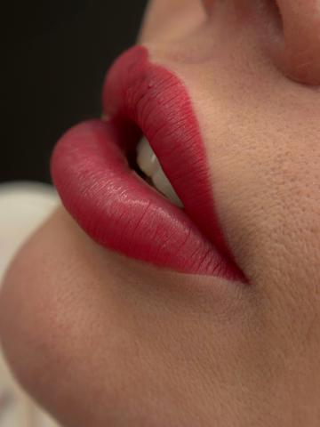 Wake Up with Make Up — Portfoliofoto 1
