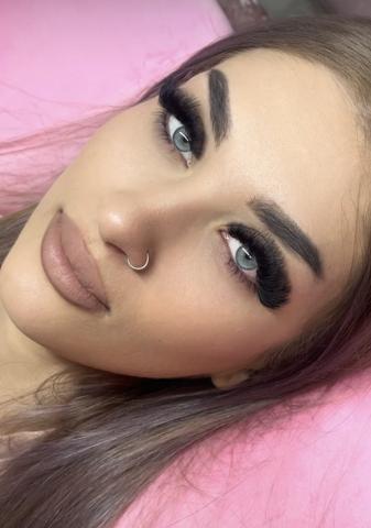 Lashes by Ebru M. — fotografie din portofoliu 1