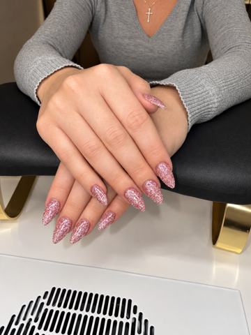 nailsbynnooiiii — munkafotó 1