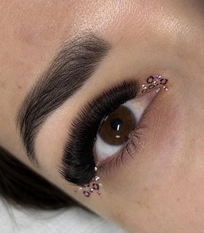 Anca Lashes Studio — fotografie din portofoliu 1