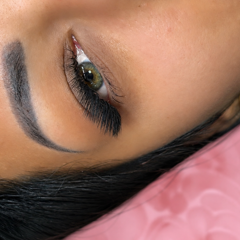 SOM LASH & BEAUTY — fotografie din portofoliu 8