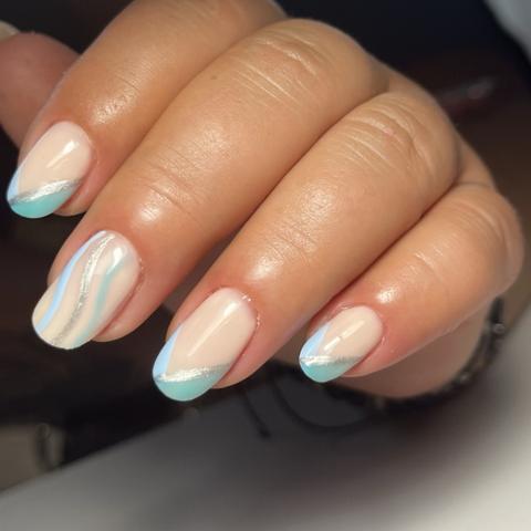 Luiza Nails Artist-Ciarda Rosie — fotografie din portofoliu 1