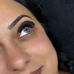 SOM LASH & BEAUTY — fotografie din portofoliu 10