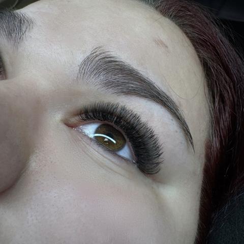 crina tarcea lash tech — fotografie din portofoliu 1