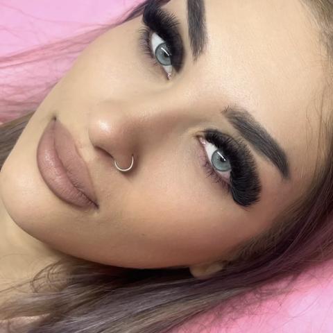 Lashes by Ebru M. — fotografie din portofoliu 1
