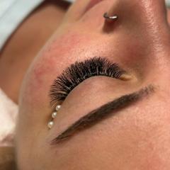 Izabella Beauty — munkafotó 2