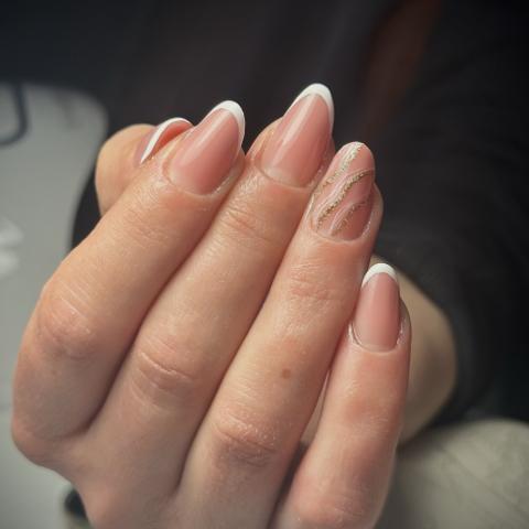 Nicoleta Onica Nail Art — fotografie din portofoliu 1