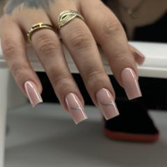 Laura Matei NailTech — fotografie din portofoliu 17
