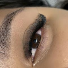 Anca Lashes Studio — fotografie din portofoliu 3
