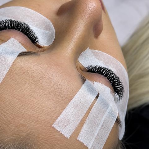 Karina Velvet Lashes — fotografie din portofoliu 1