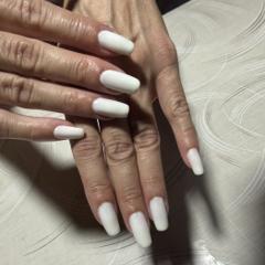 HerNails Studio — fotografie din portofoliu 10