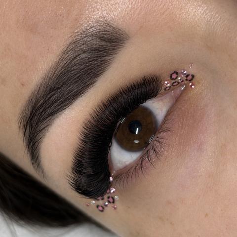 Anca Lashes Studio — fotografie din portofoliu 1